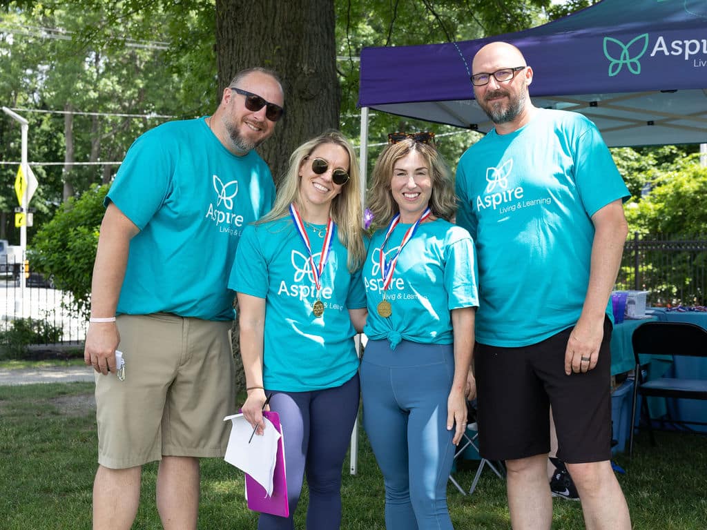 People participating in Aspire's 3K Walk-n-Roll