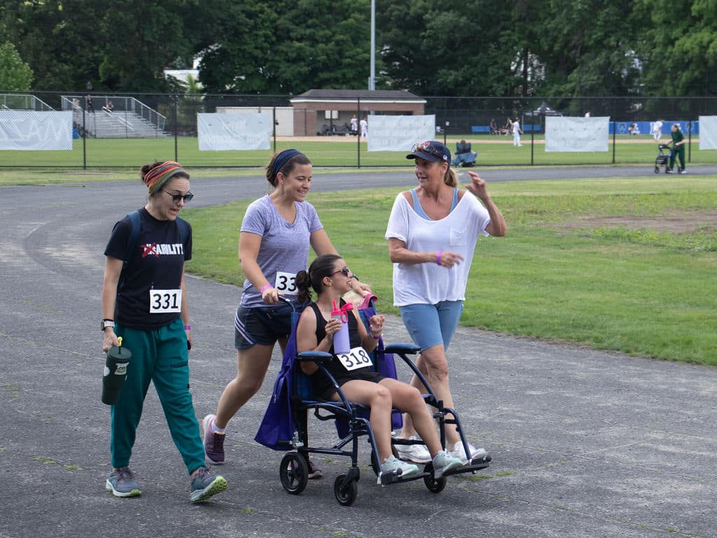 People participating in Aspire's 3K Walk-n-Roll